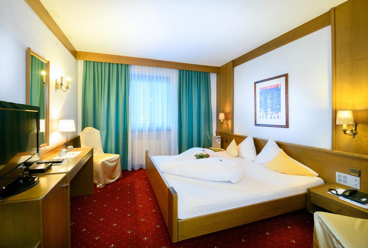 Haus Stefanie - Adults Only Hotel Seefeld in Tirol Exterior foto